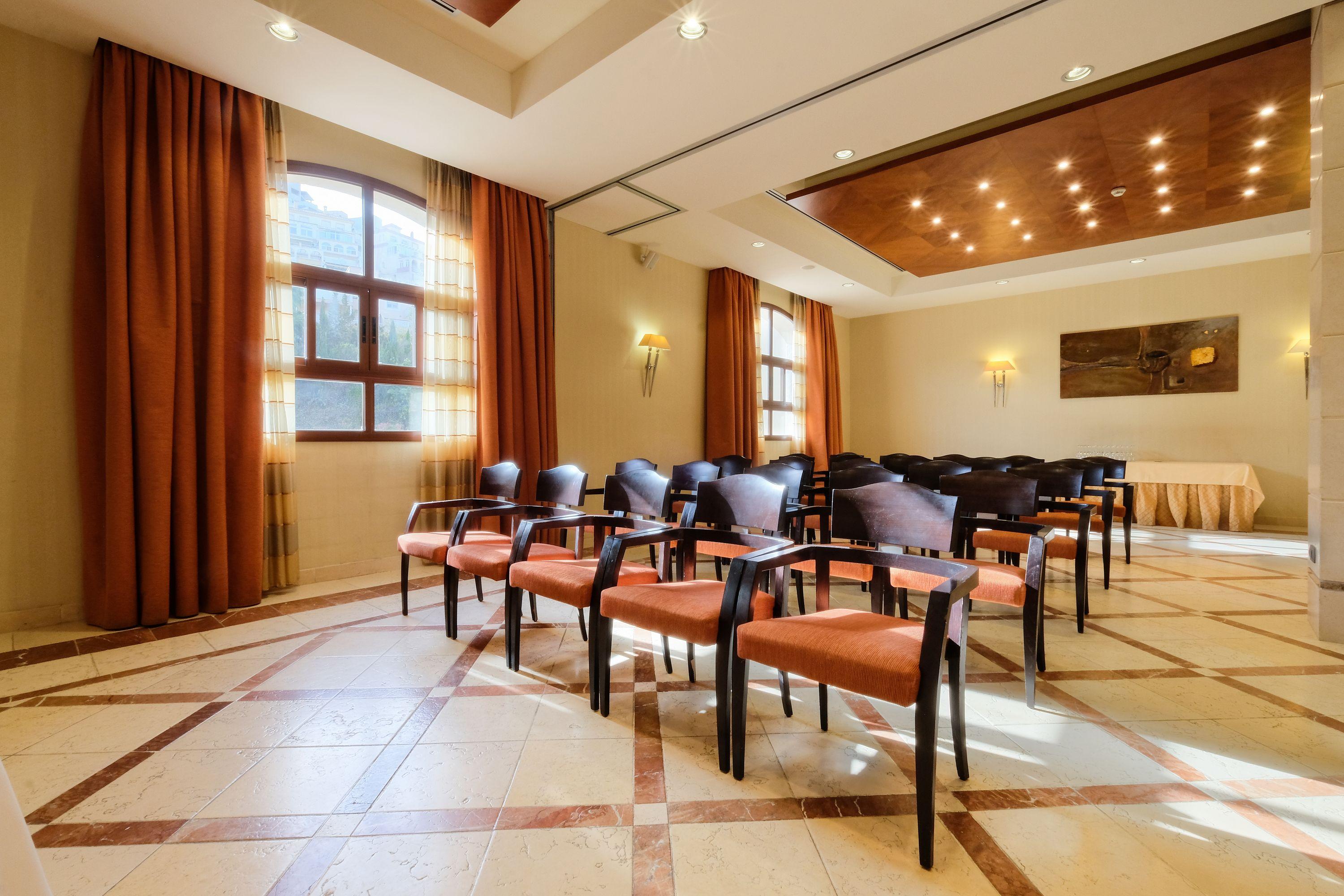 Hotel Envia Almeria Spa & Golf Aguadulce  Luaran gambar The interior of the hotel