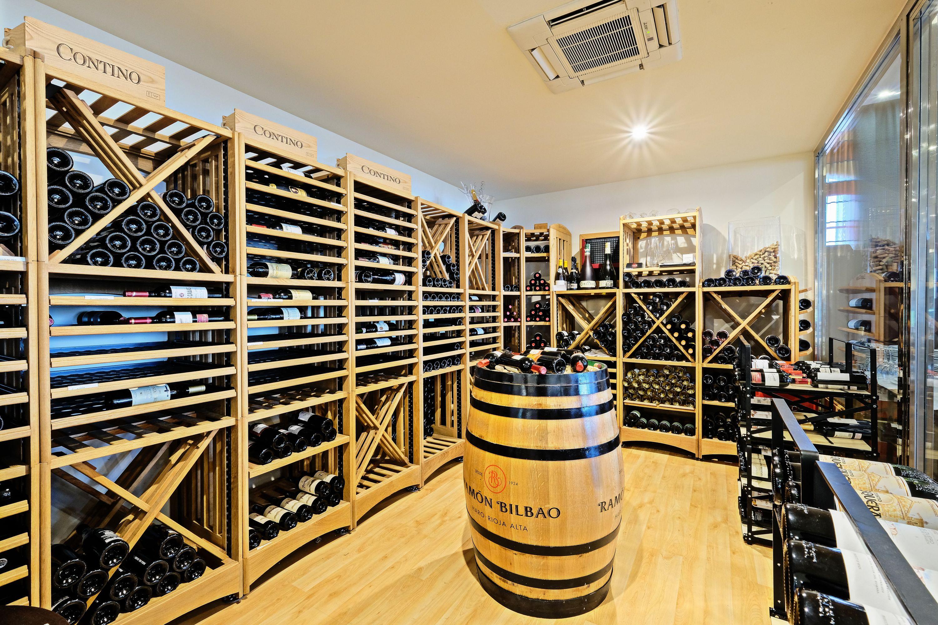 Hotel Envia Almeria Spa & Golf Aguadulce  Luaran gambar Wine cellar